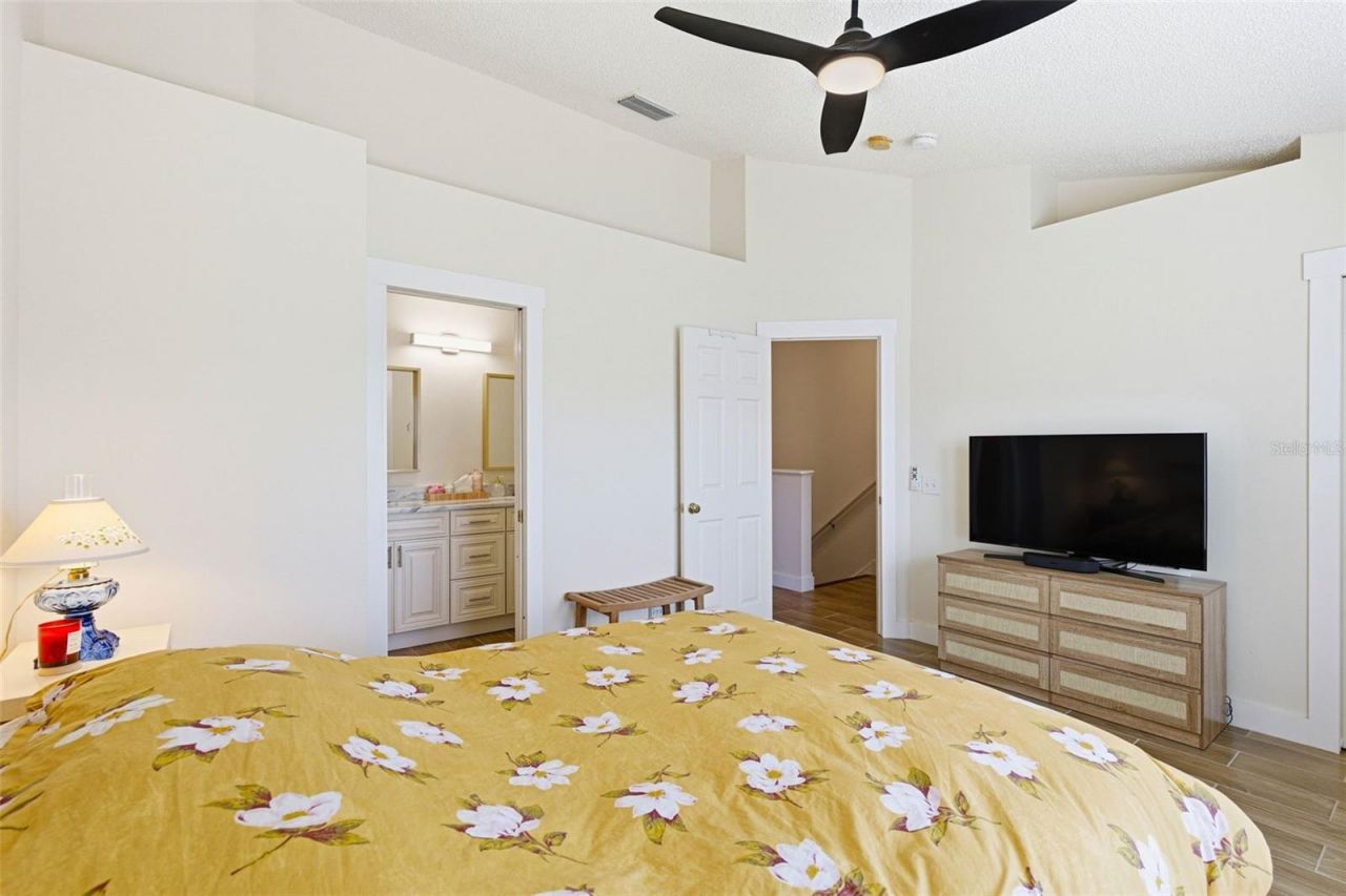 541 Black Lion Drive Ne, Saint Petersburg, FL 33716 Photo