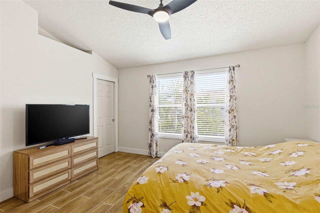 541 Black Lion Drive Ne, Saint Petersburg, FL 33716 Photo