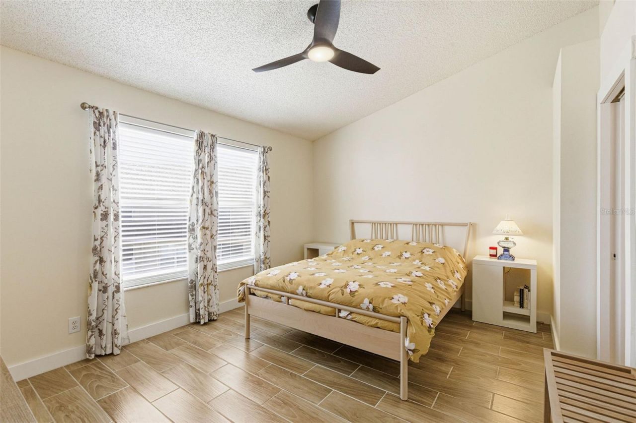 541 Black Lion Drive Ne, Saint Petersburg, FL 33716 Photo