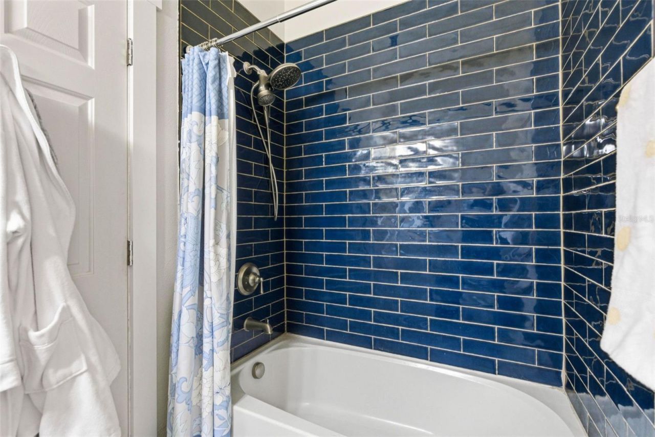 541 Black Lion Drive Ne, Saint Petersburg, FL 33716 Photo