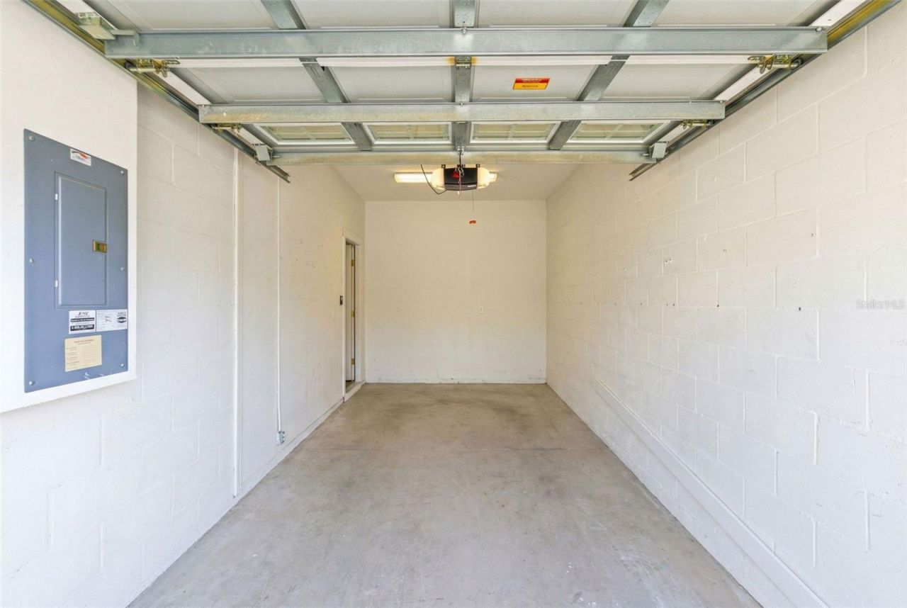 541 Black Lion Drive Ne, Saint Petersburg, FL 33716 Photo