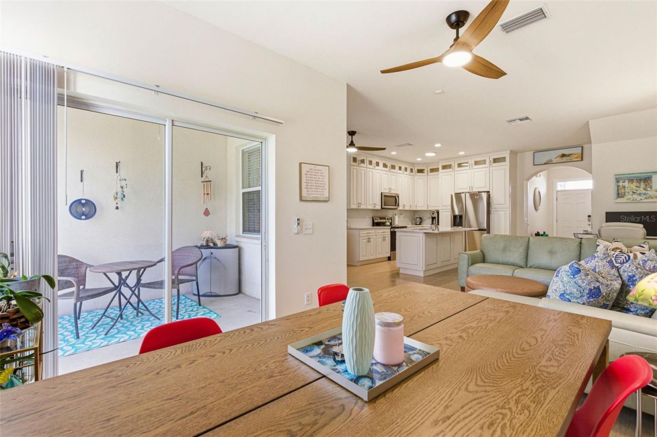 541 Black Lion Drive Ne, Saint Petersburg, FL 33716 Photo