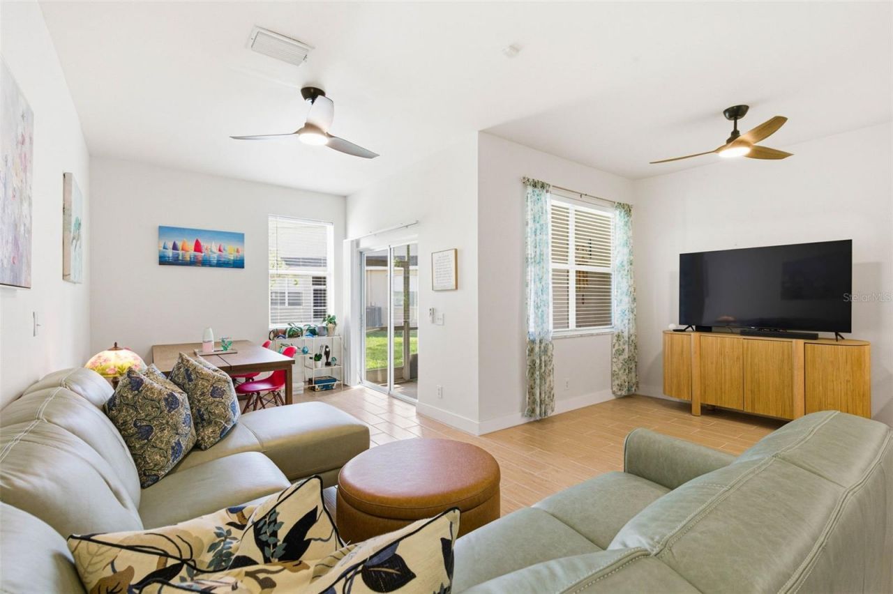 541 Black Lion Drive Ne, Saint Petersburg, FL 33716 Photo