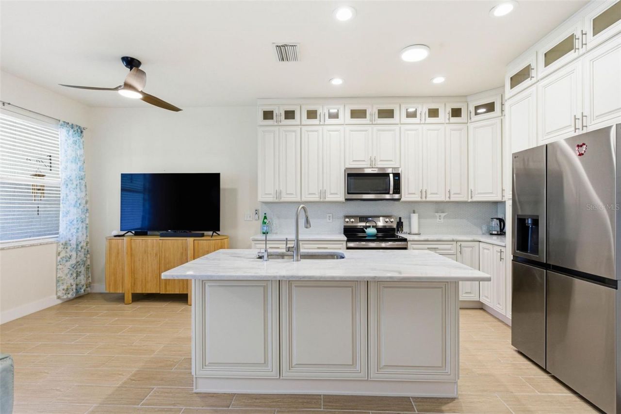 541 Black Lion Drive Ne, Saint Petersburg, FL 33716 Photo