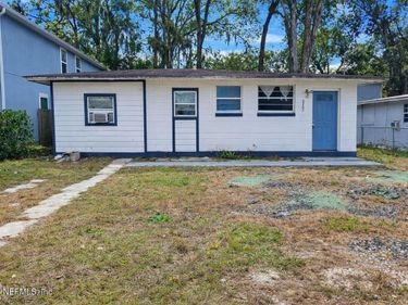 8202 EATON Avenue, Jacksonville, FL 32211