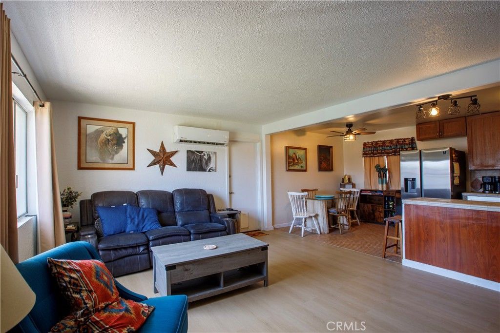 4069 N Sunnyside, Fresno, CA 93727 Main Photo