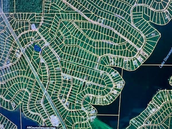 000 Little John Road , Hardy, AR 72542