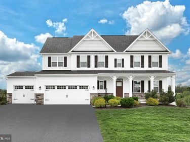 12 ERVIN DRIVE, SHREWSBURY, PA 17361