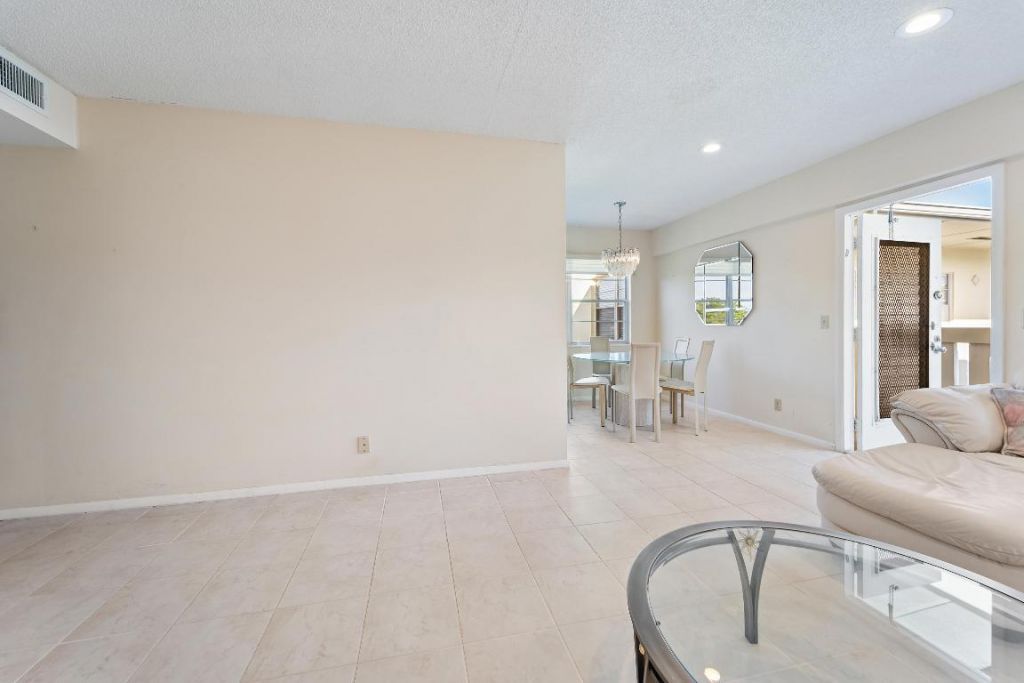200 Dorset E, Boca Raton, FL 33434 Photo