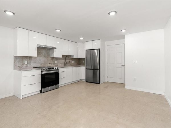 2865 SW 16th Street, Unit 4, Fort Lauderdale, FL 33312