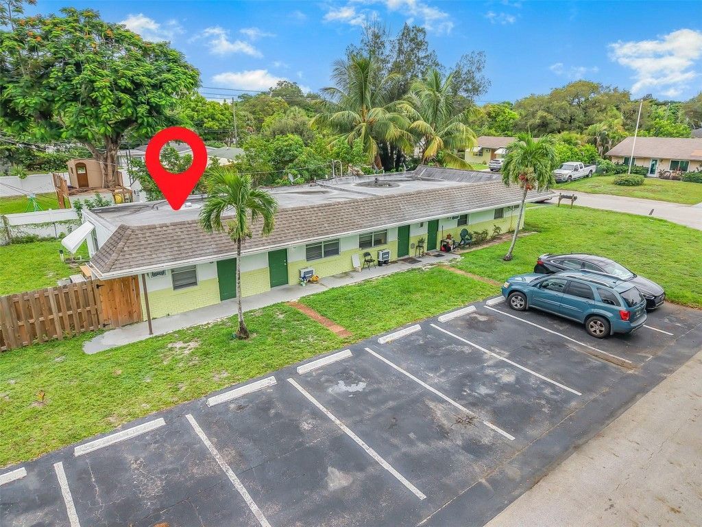 2865 SW 16th Street, Unit 4, Fort Lauderdale, FL 33312 Photo