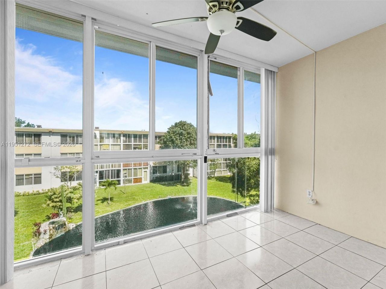 6005 Del Lago Cir, Unit 305, Sunrise, FL 33313 Photo