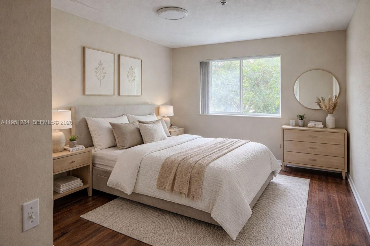 430 S Park Rd , Unit 3-303, Hollywood, FL 33021 Photo