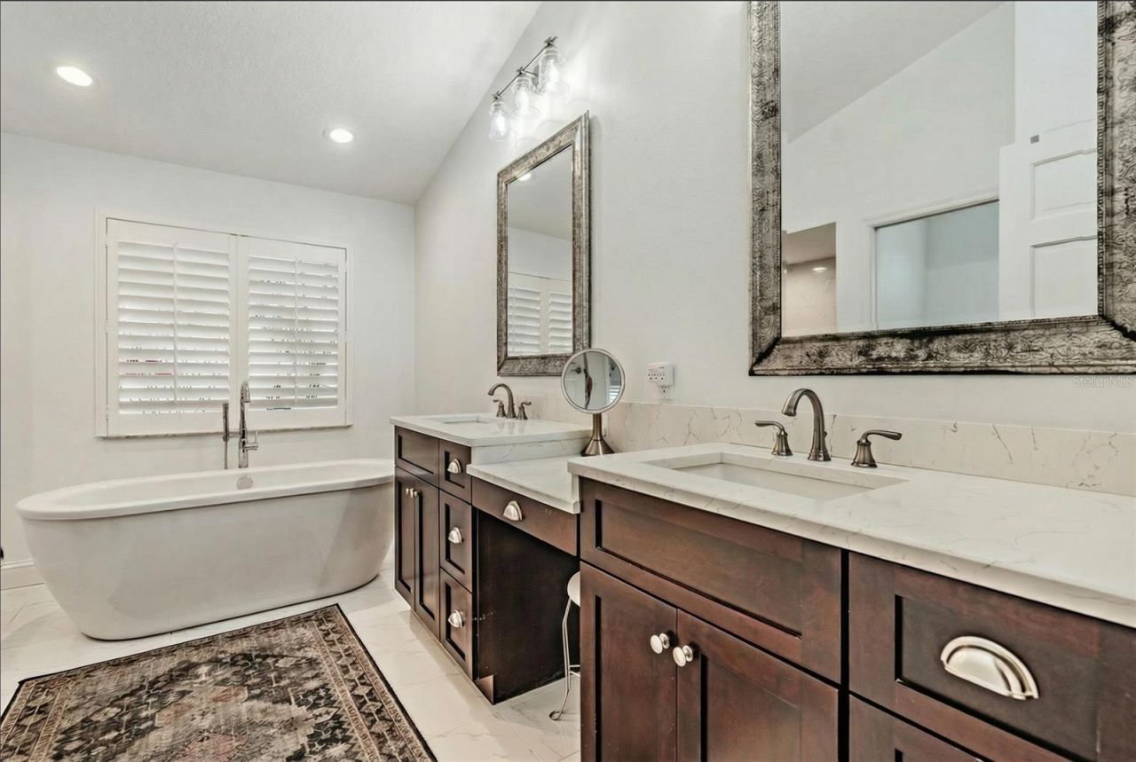 2264 Pinnacle Circle N, Palm Harbor, FL 34684 Photo