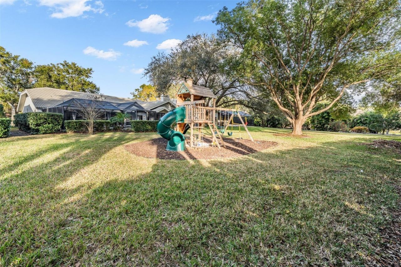 2264 Pinnacle Circle N, Palm Harbor, FL 34684 Photo