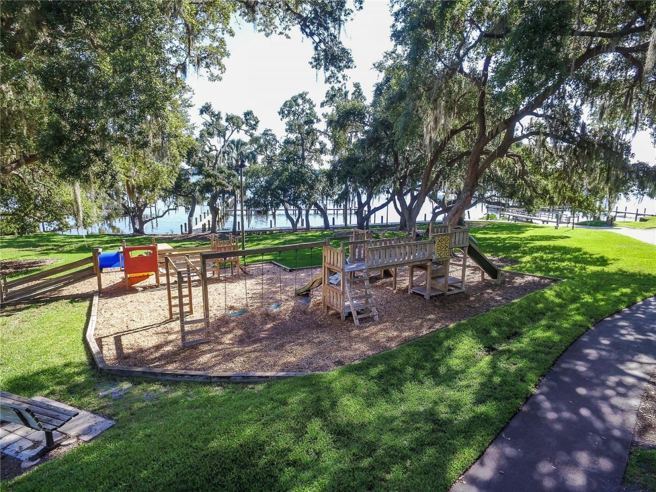 2264 Pinnacle Circle N, Palm Harbor, FL 34684 Photo