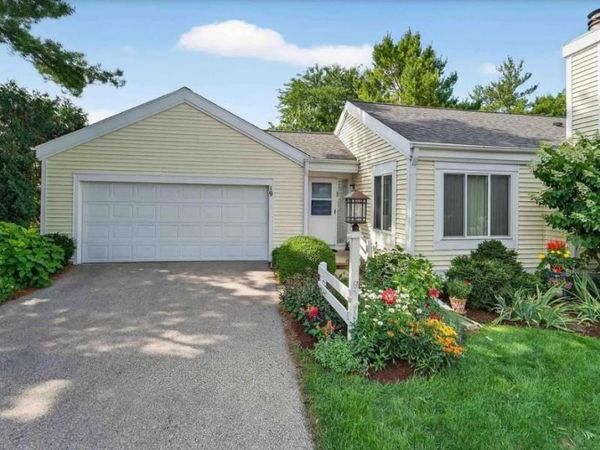 19 Sugar Maple Trail, Madison, WI 53717