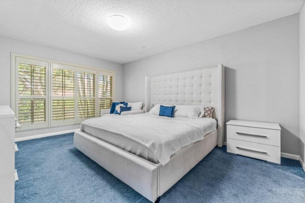 17064 Boca Club Boulevard, Unit 3, Boca Raton, FL 33487 Photo