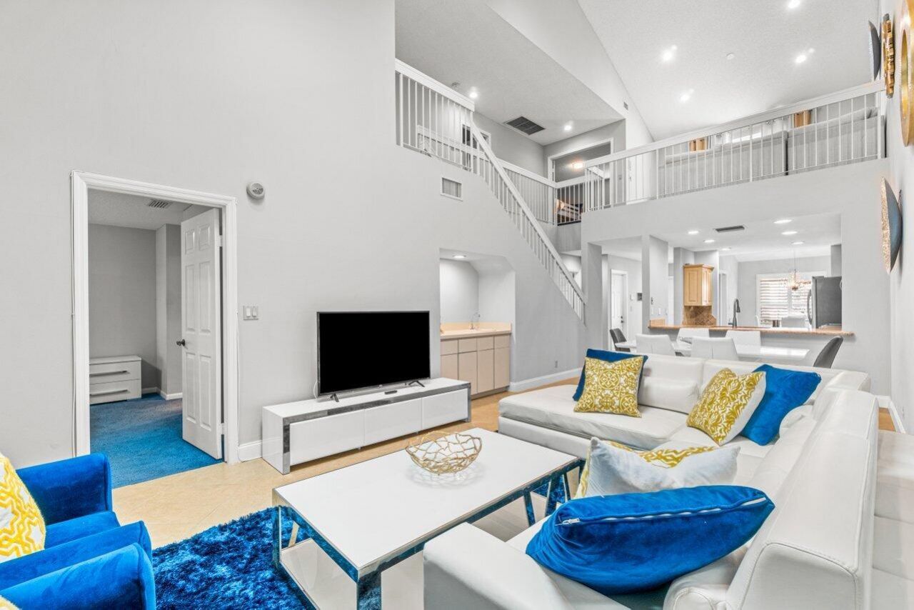 17064 Boca Club Boulevard, Unit 3, Boca Raton, FL 33487 Photo