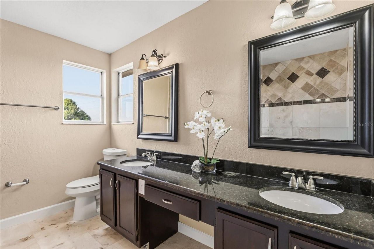 5439 Red Bone Lane, Orlando, FL 32810 Photo