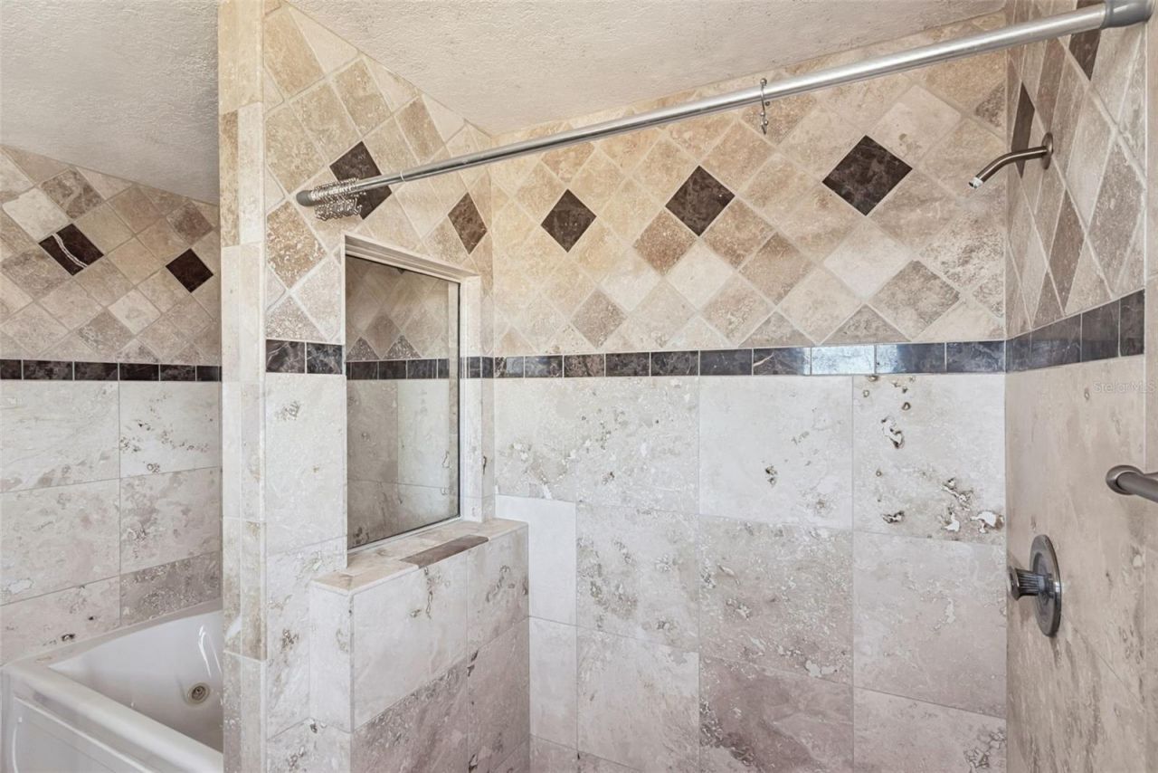 5439 Red Bone Lane, Orlando, FL 32810 Photo