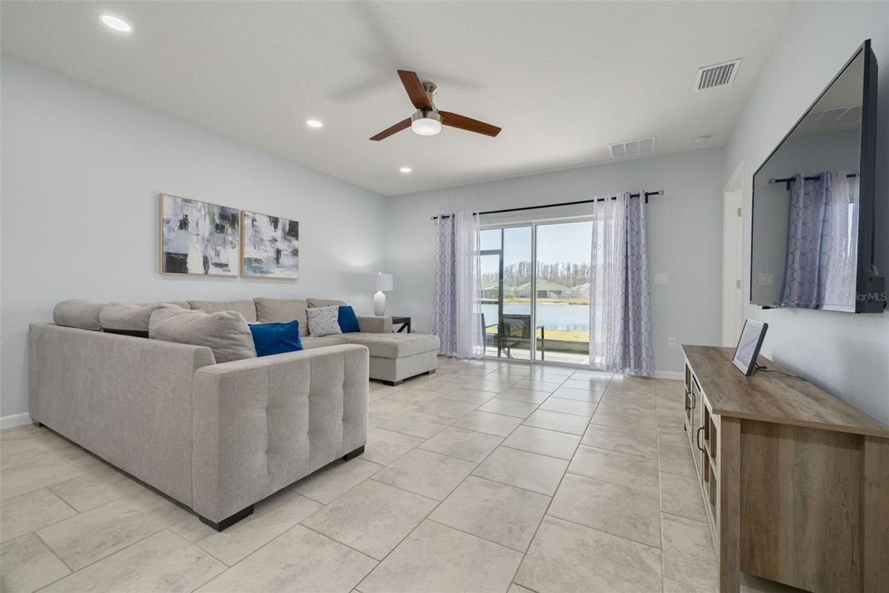 18158 Turning Leaf Circle, Land O Lakes, FL 34638 Photo