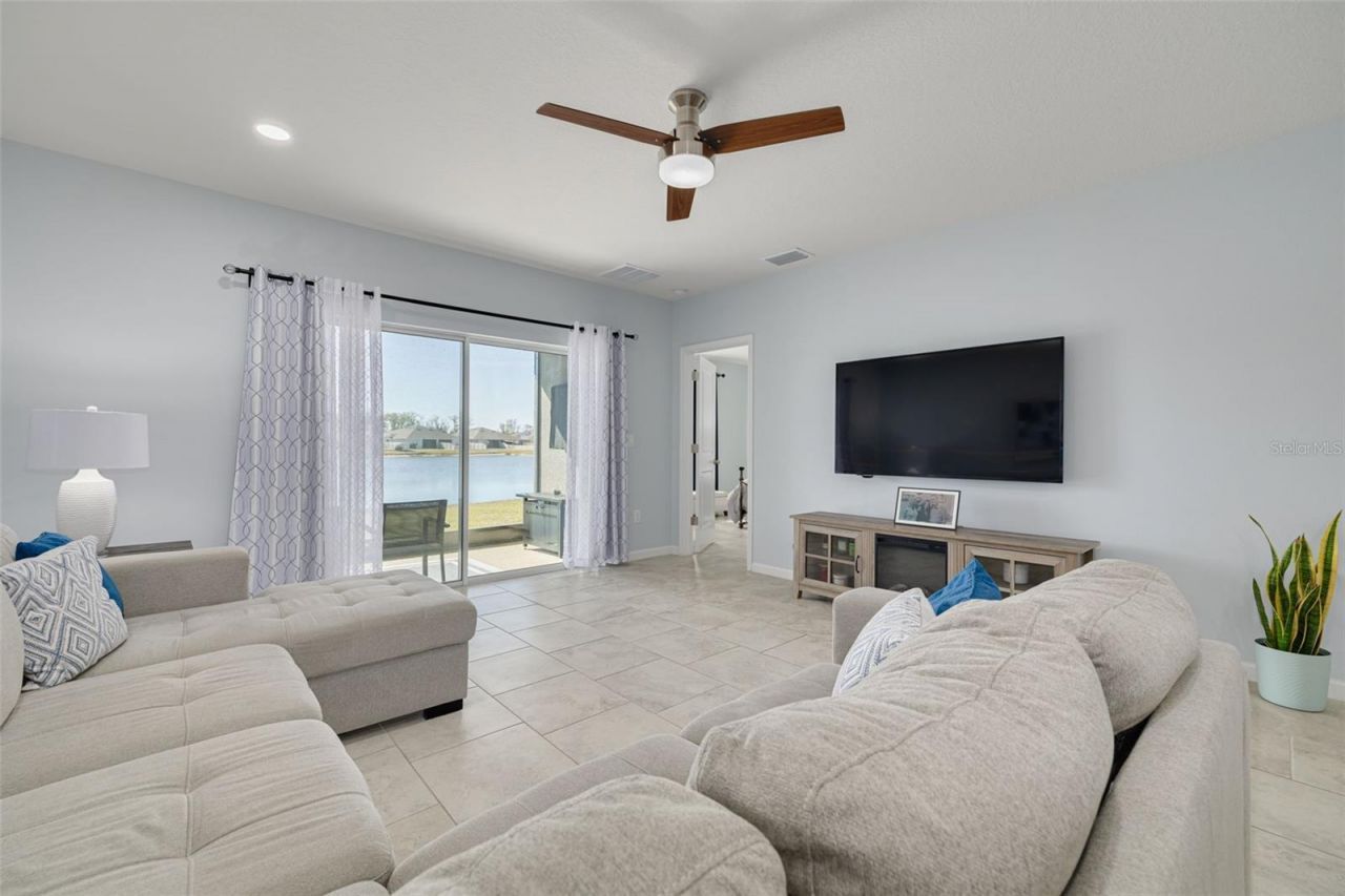 18158 Turning Leaf Circle, Land O Lakes, FL 34638 Photo