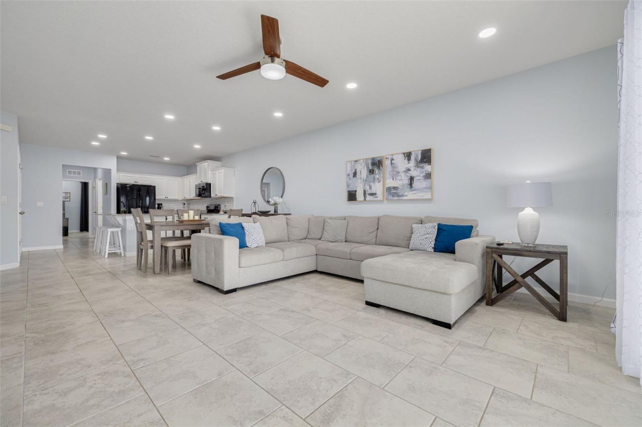 18158 Turning Leaf Circle, Land O Lakes, FL 34638 Photo