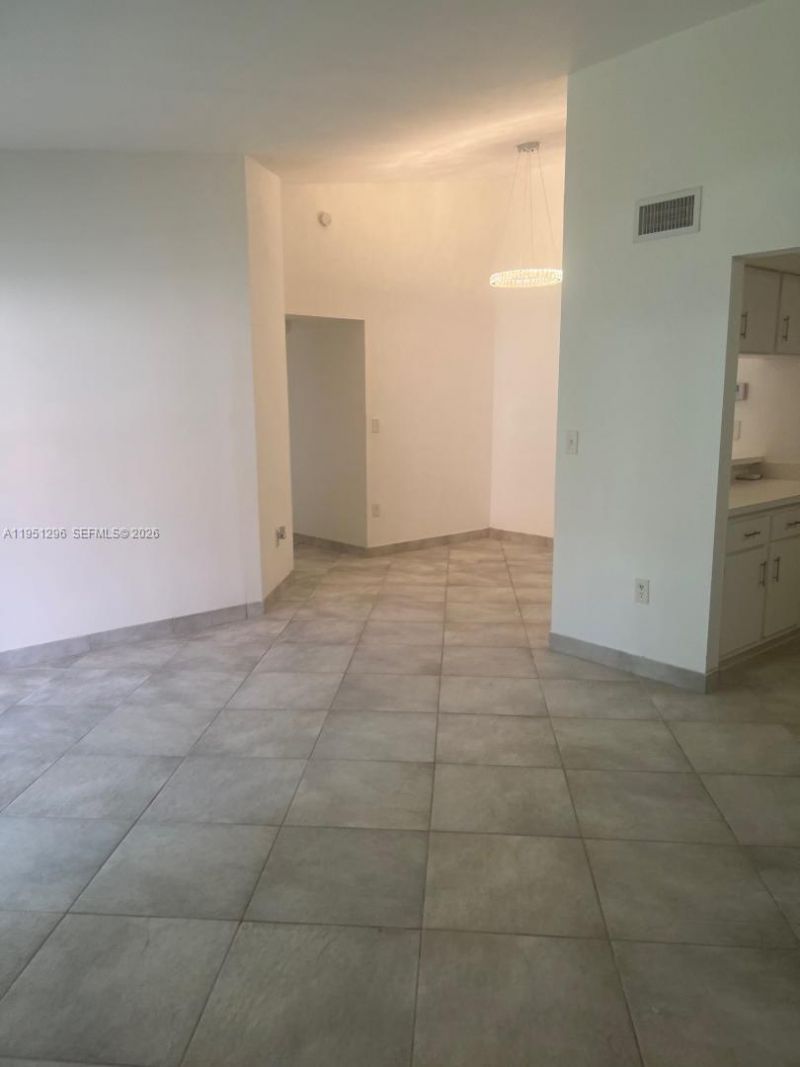 20760 NE 4th Ct, Unit 207, Miami, FL 33179 Photo