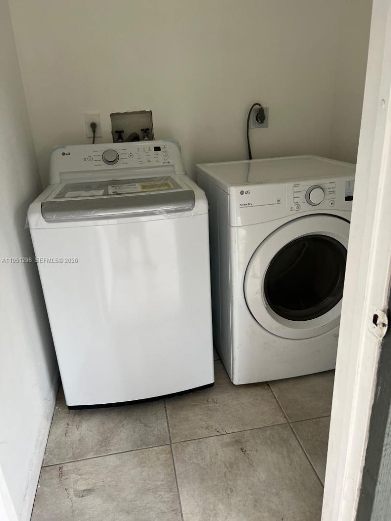 20760 NE 4th Ct, Unit 207, Miami, FL 33179 Photo