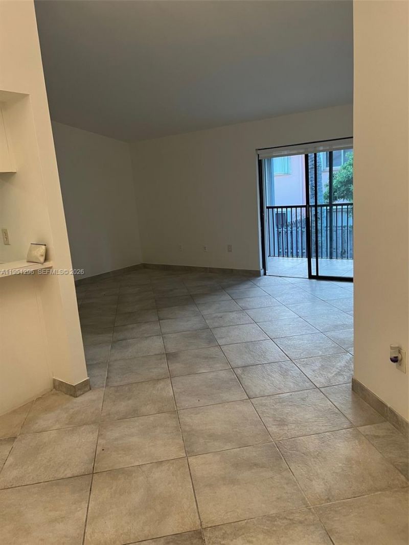 20760 NE 4th Ct, Unit 207, Miami, FL 33179 Photo