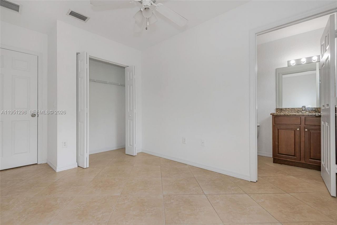1000 Palm Trl, Unit 6, Delray Beach, FL 33483 Photo