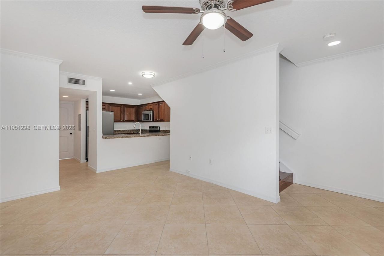 1000 Palm Trl, Unit 6, Delray Beach, FL 33483 Photo