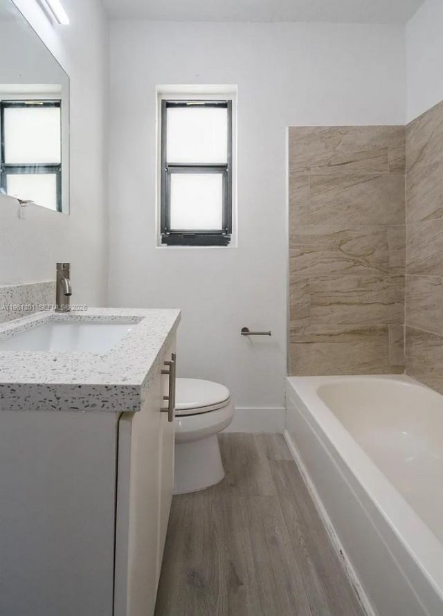 1248 Marseille Dr, Unit 2, Miami Beach, FL 33141 Photo