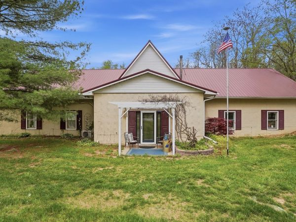 6901 Hill Road, Hillsboro, OH 45133