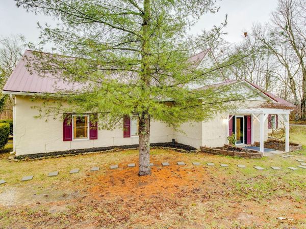 6901 Hill Road, Hillsboro, OH 45133