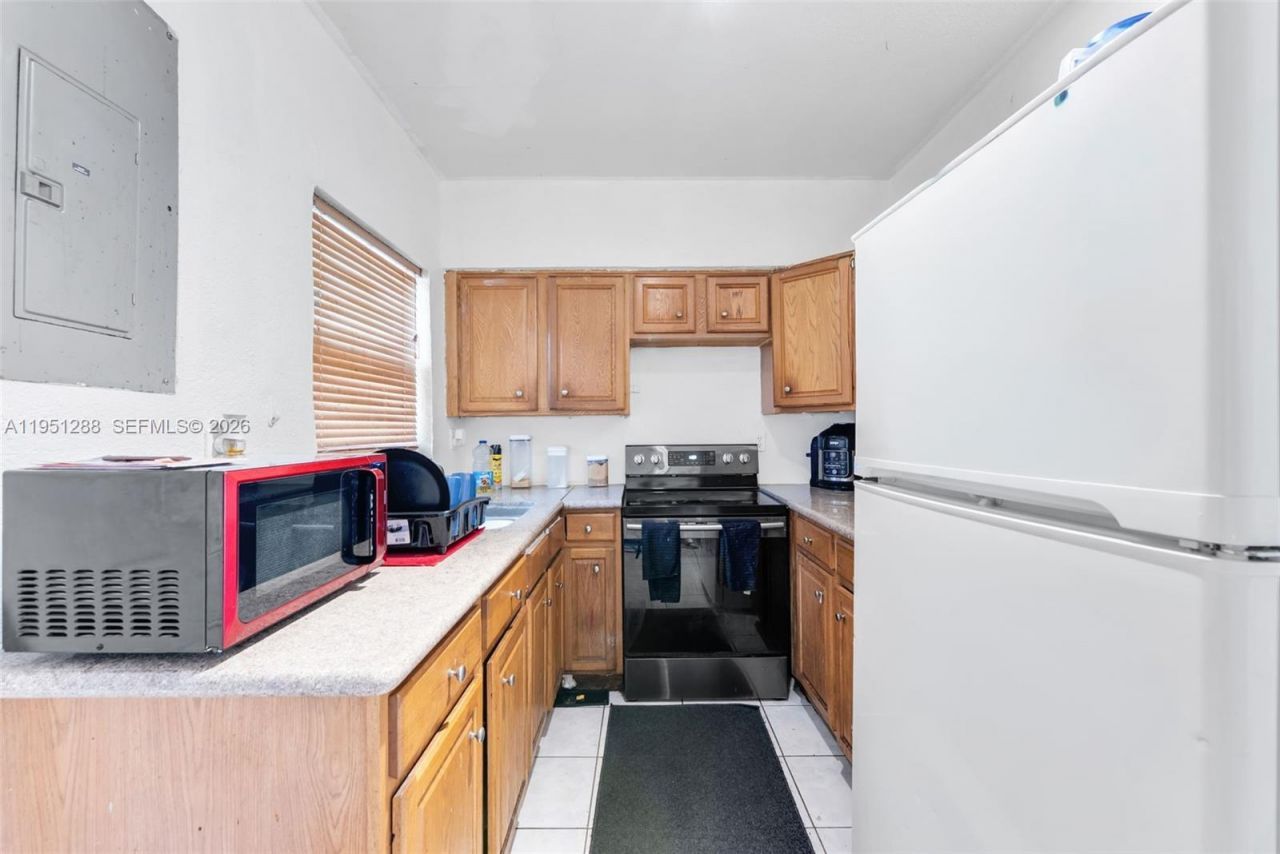 101 NE 63rd St, Miami, FL 33138 Photo