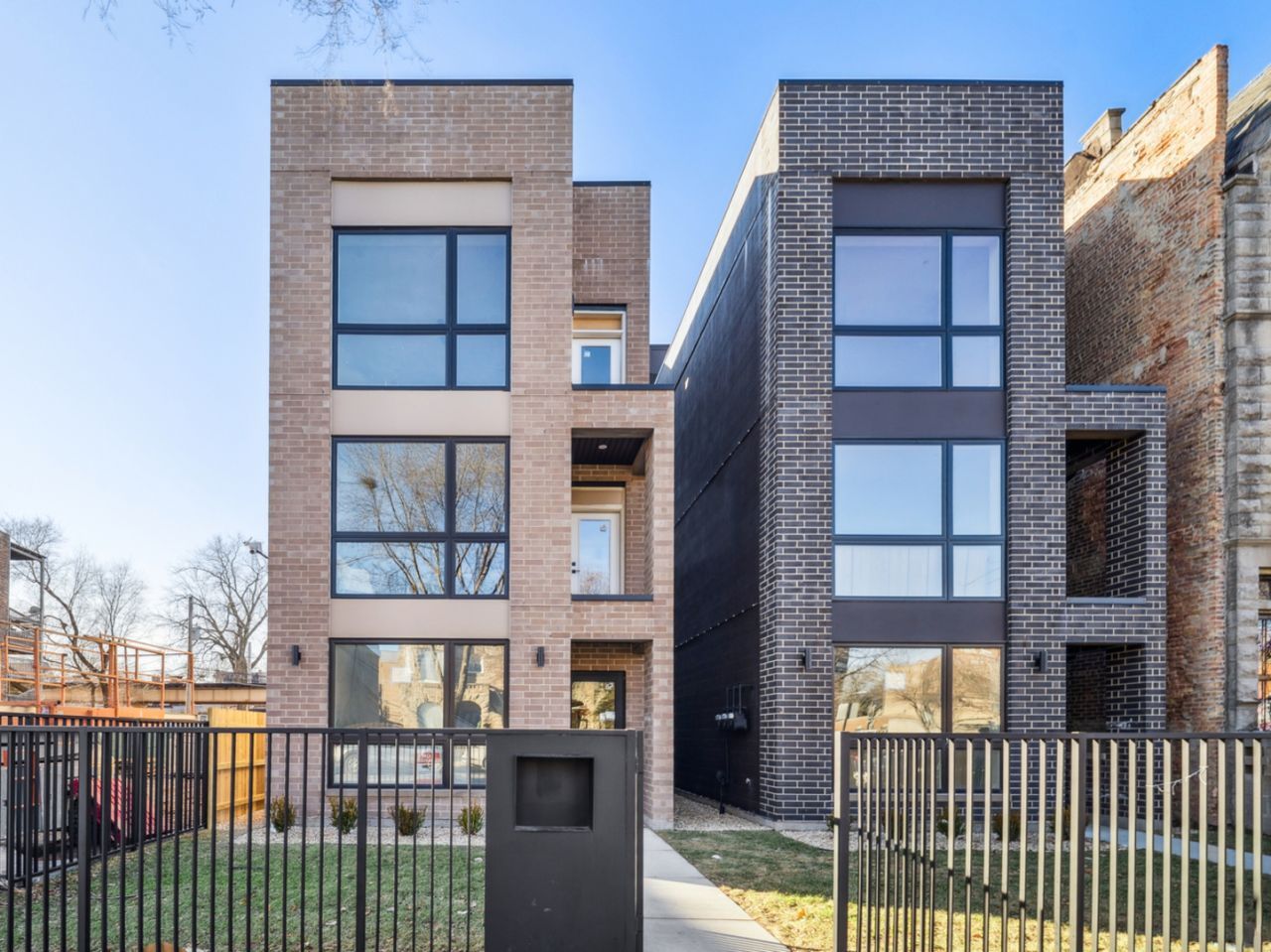 4206 S Calumet Avenue, Chicago, IL 60653