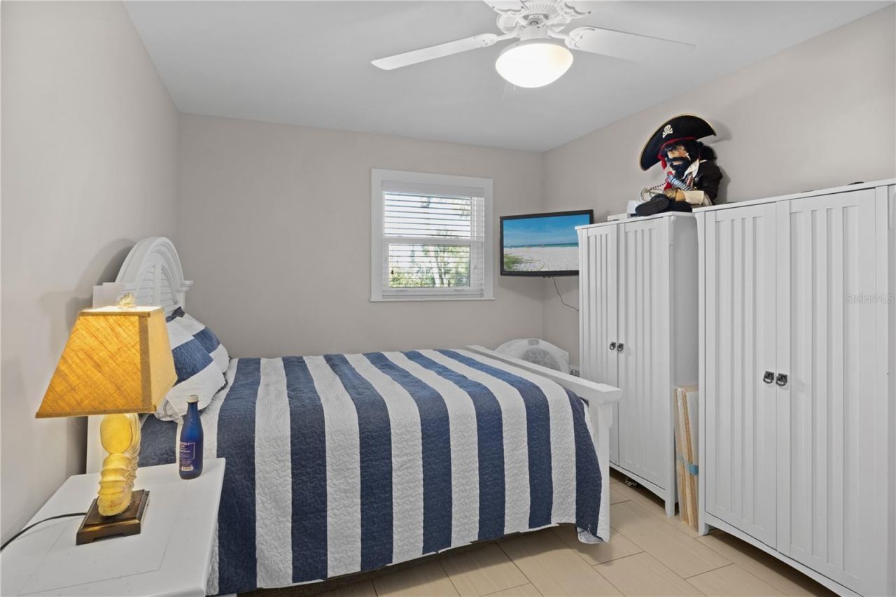 5608 Gulf Drive, Unit 114, Holmes Beach, FL 34217 Photo