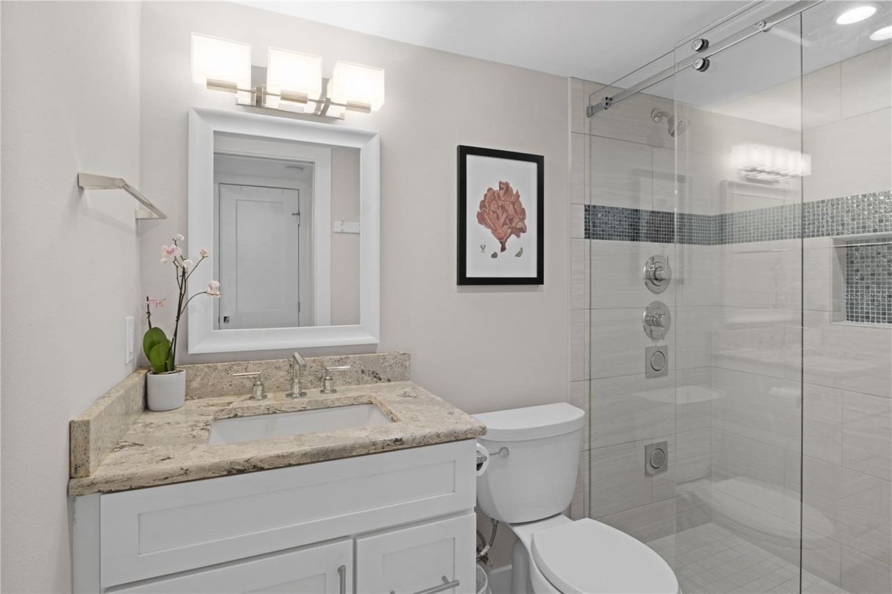 5608 Gulf Drive, Unit 114, Holmes Beach, FL 34217 Photo