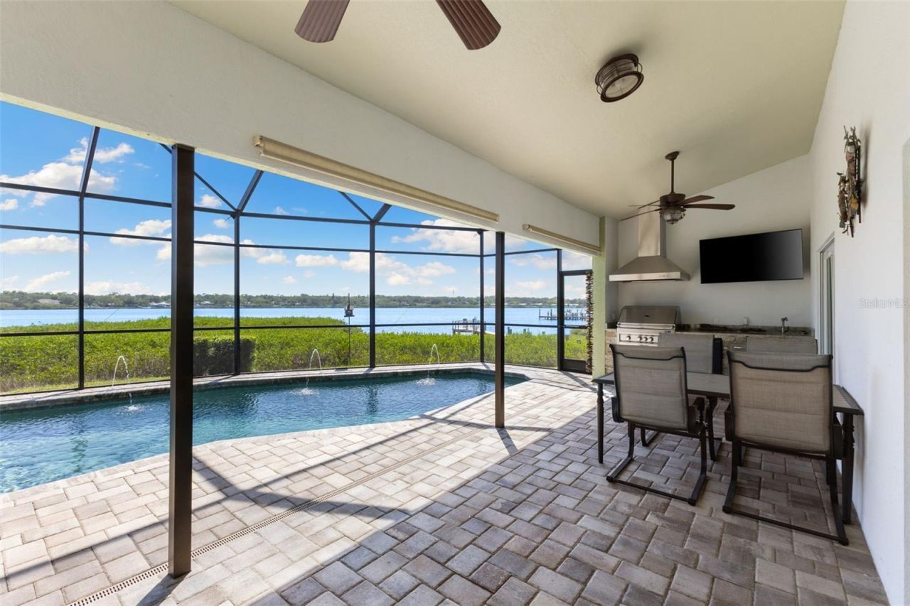 826 Christina Circle, Oldsmar, FL 34677 Photo