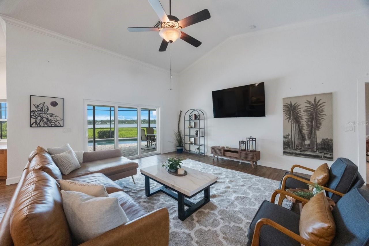 826 Christina Circle, Oldsmar, FL 34677 Photo