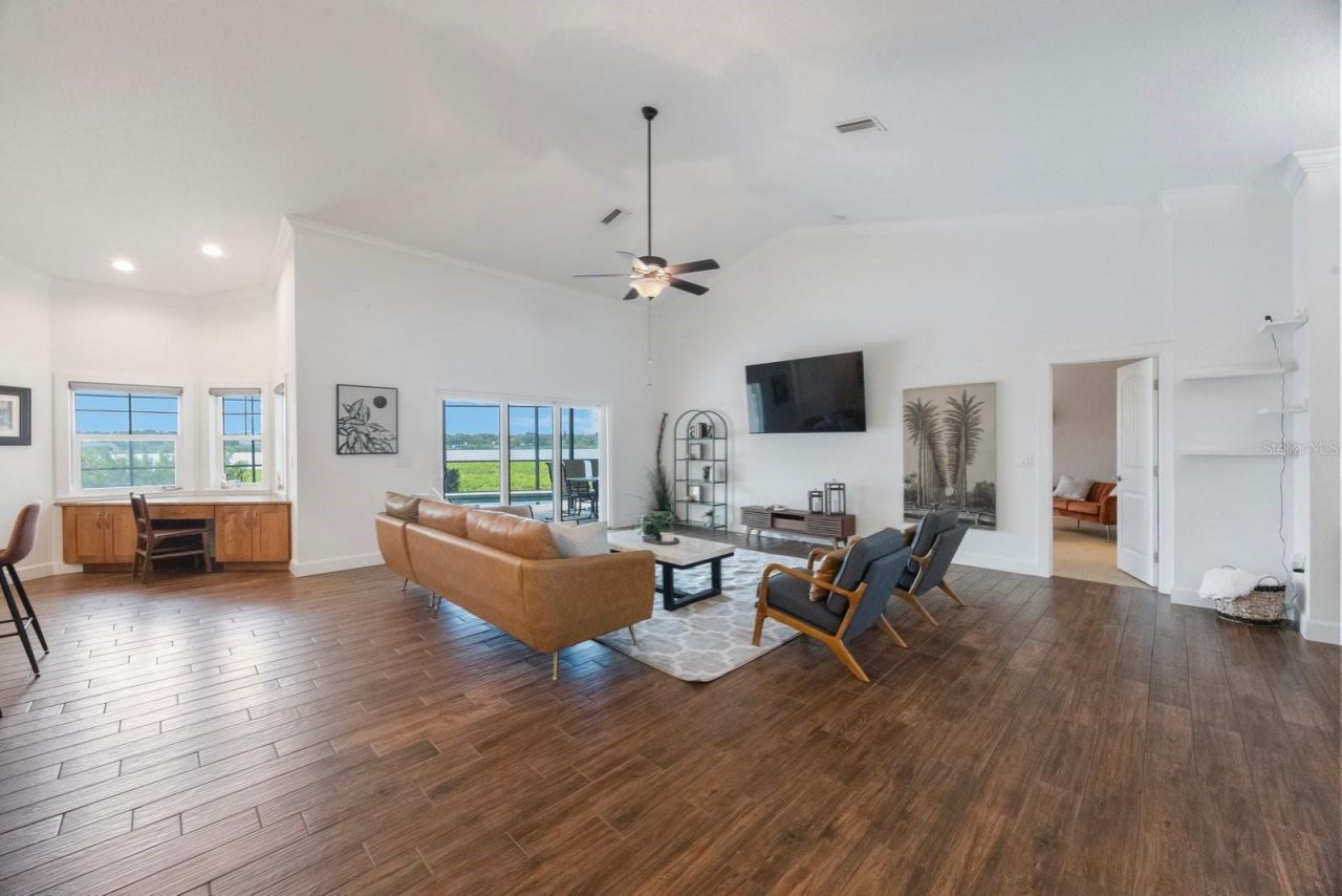 826 Christina Circle, Oldsmar, FL 34677 Photo