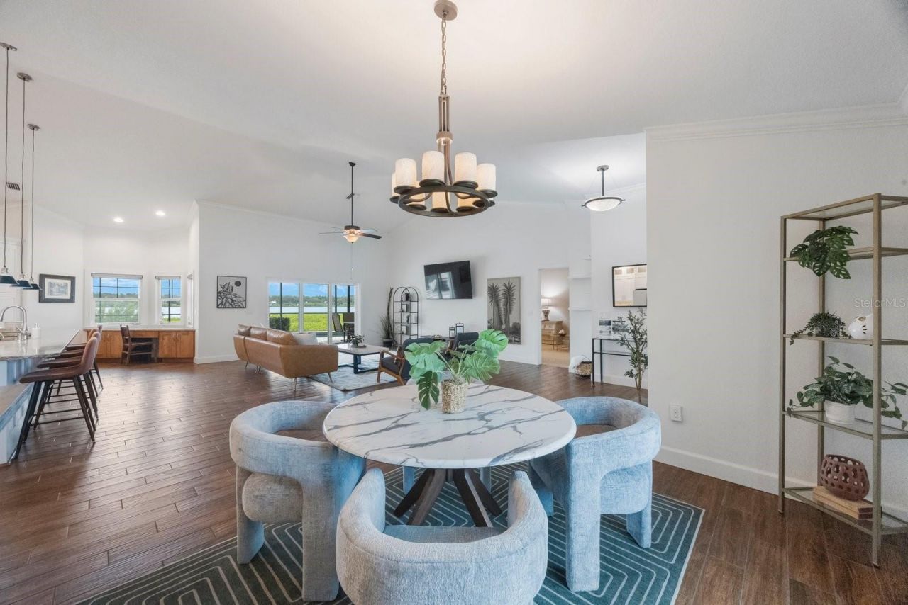 826 Christina Circle, Oldsmar, FL 34677 Photo