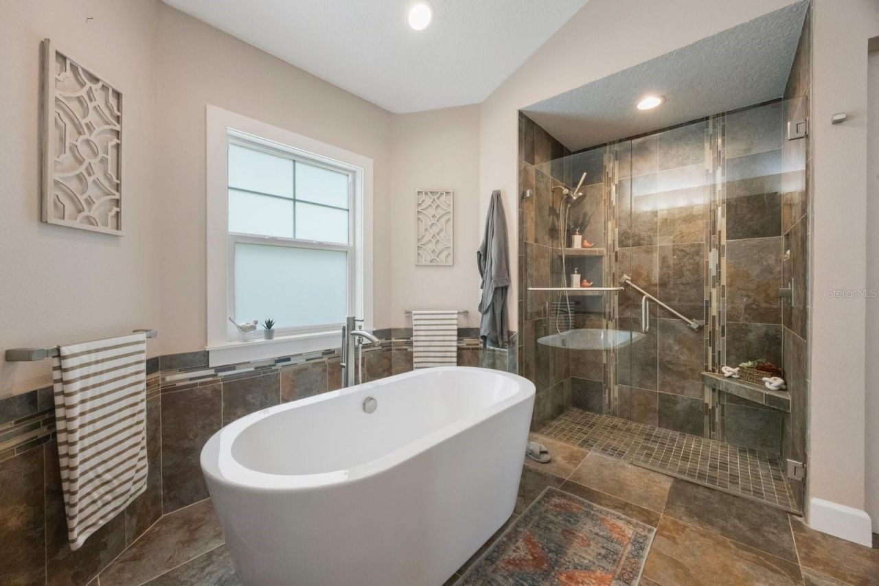 826 Christina Circle, Oldsmar, FL 34677 Photo