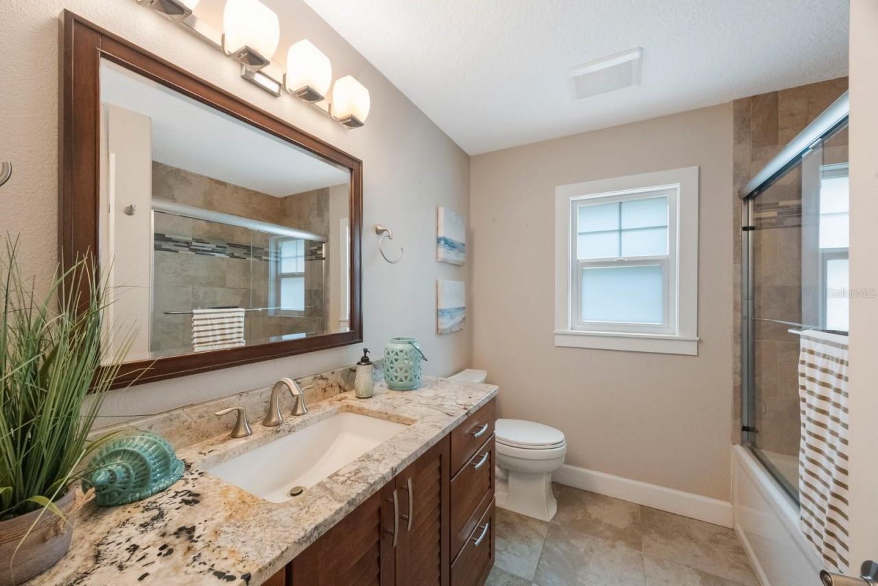 826 Christina Circle, Oldsmar, FL 34677 Photo