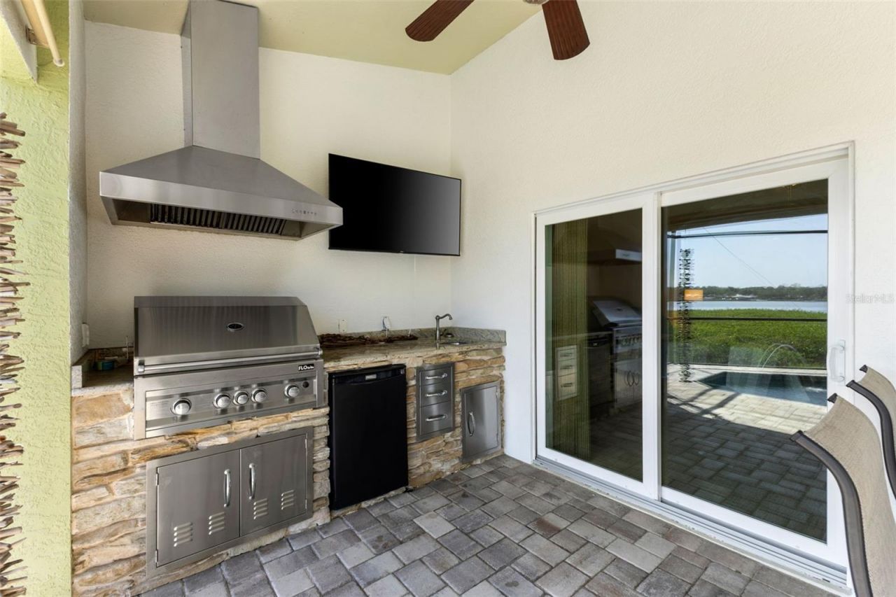 826 Christina Circle, Oldsmar, FL 34677 Photo