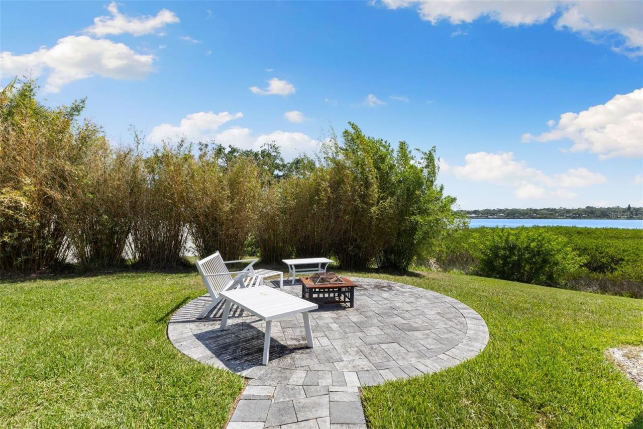 826 Christina Circle, Oldsmar, FL 34677 Photo