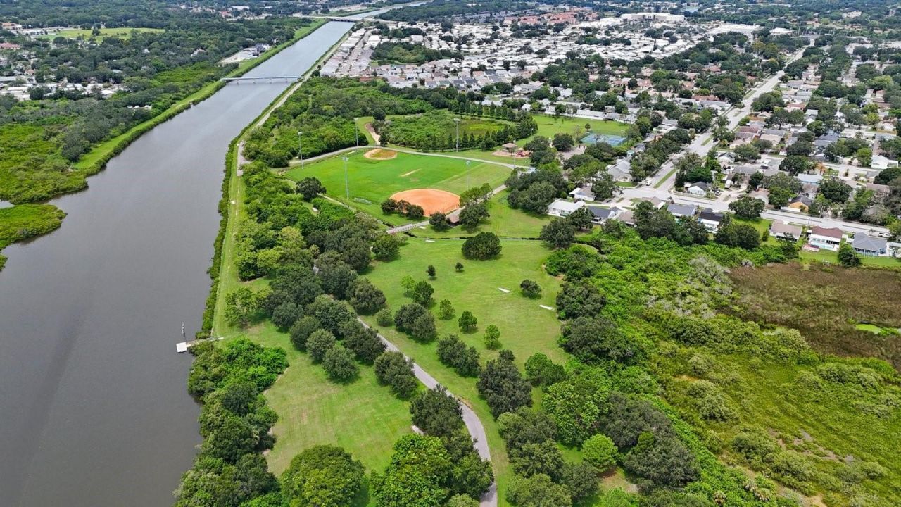 826 Christina Circle, Oldsmar, FL 34677 Photo