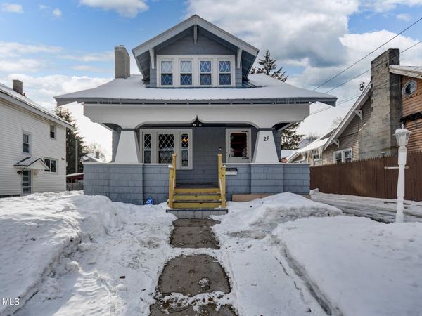 22 Woodward Avenue, Gloversville, NY 12078